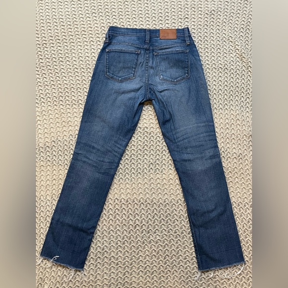 J crew slim broken in boyfriend jeans - Picture 2 of 6